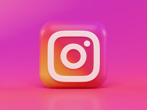 Instagram je velice moderní platforma, která se soustředí na tvorbu obsahu, který je hezký, povedený a líbivý. Ani Instagram Reels nejsou výjimkou.